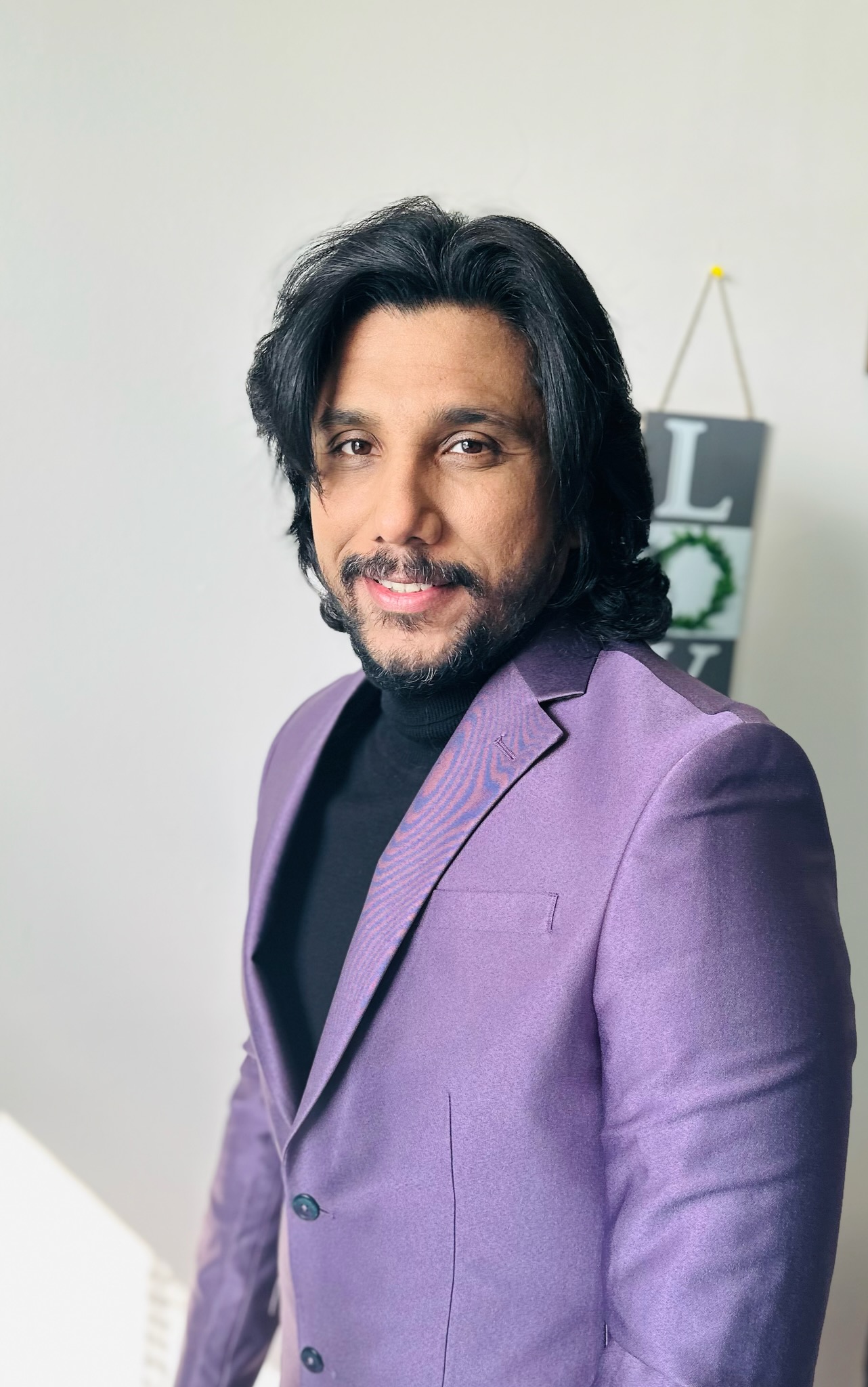 Dennis Fernandes